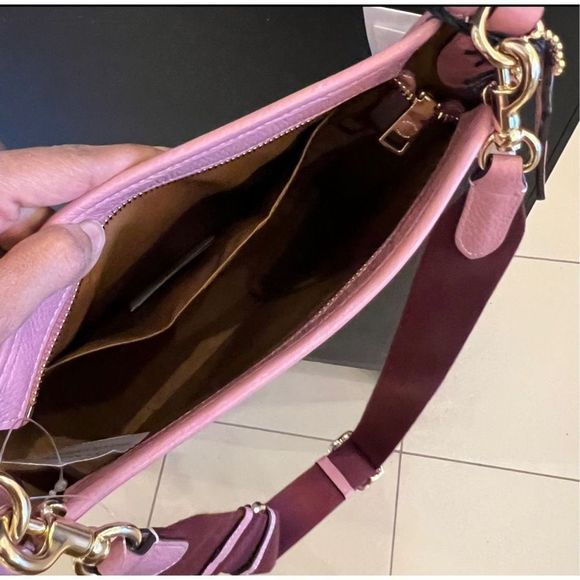 NWT Coach Dempsey File Bag Signature Jacquard With Stripe And Coach Patch CA195 - Picture 4 of 11